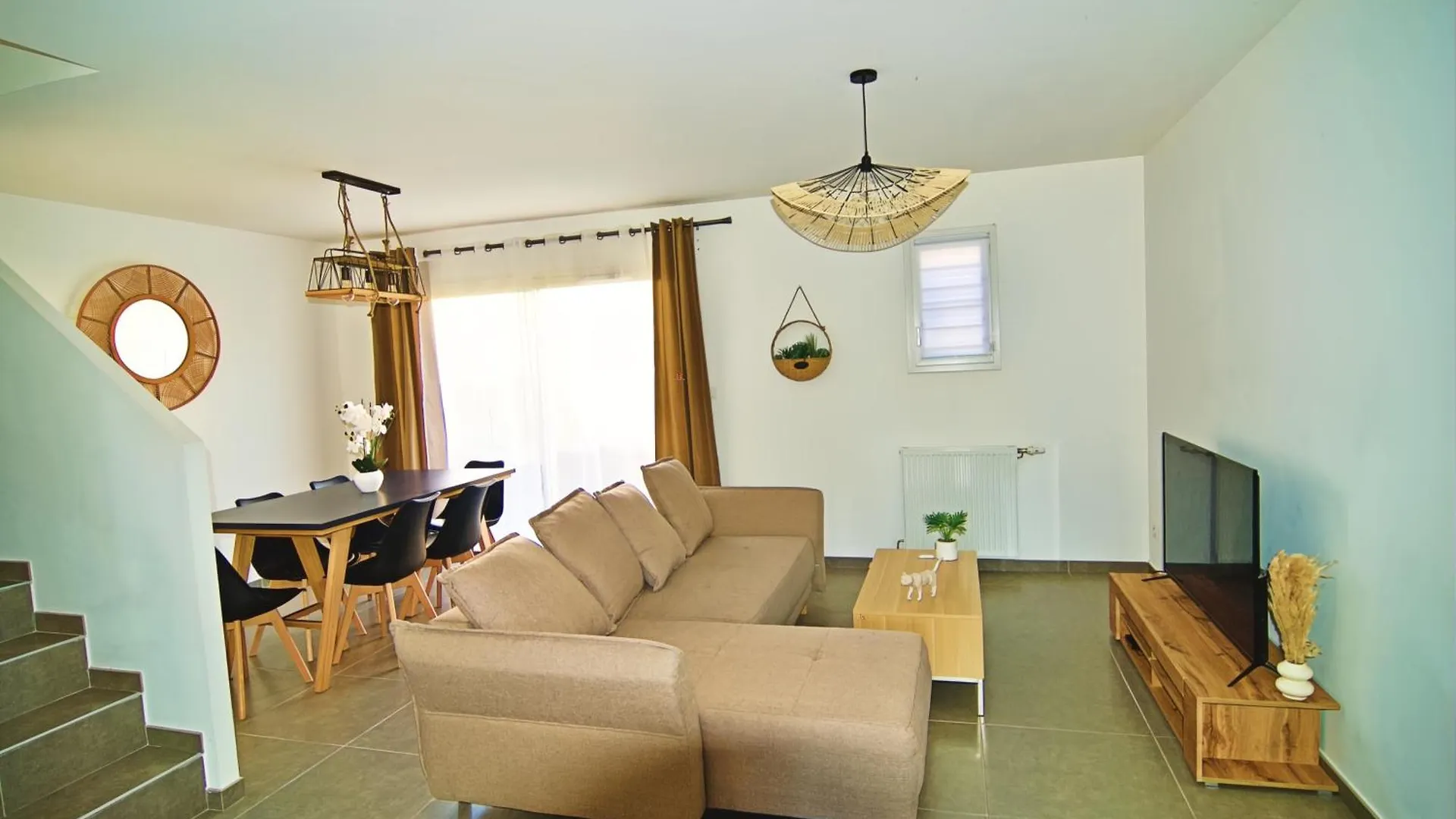 Apartman Charmante Maison De Ville Avec Jardin Montélimar